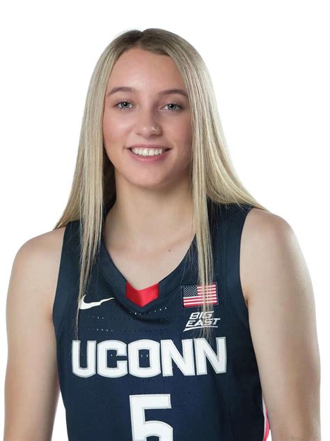 paige bueckers uconn